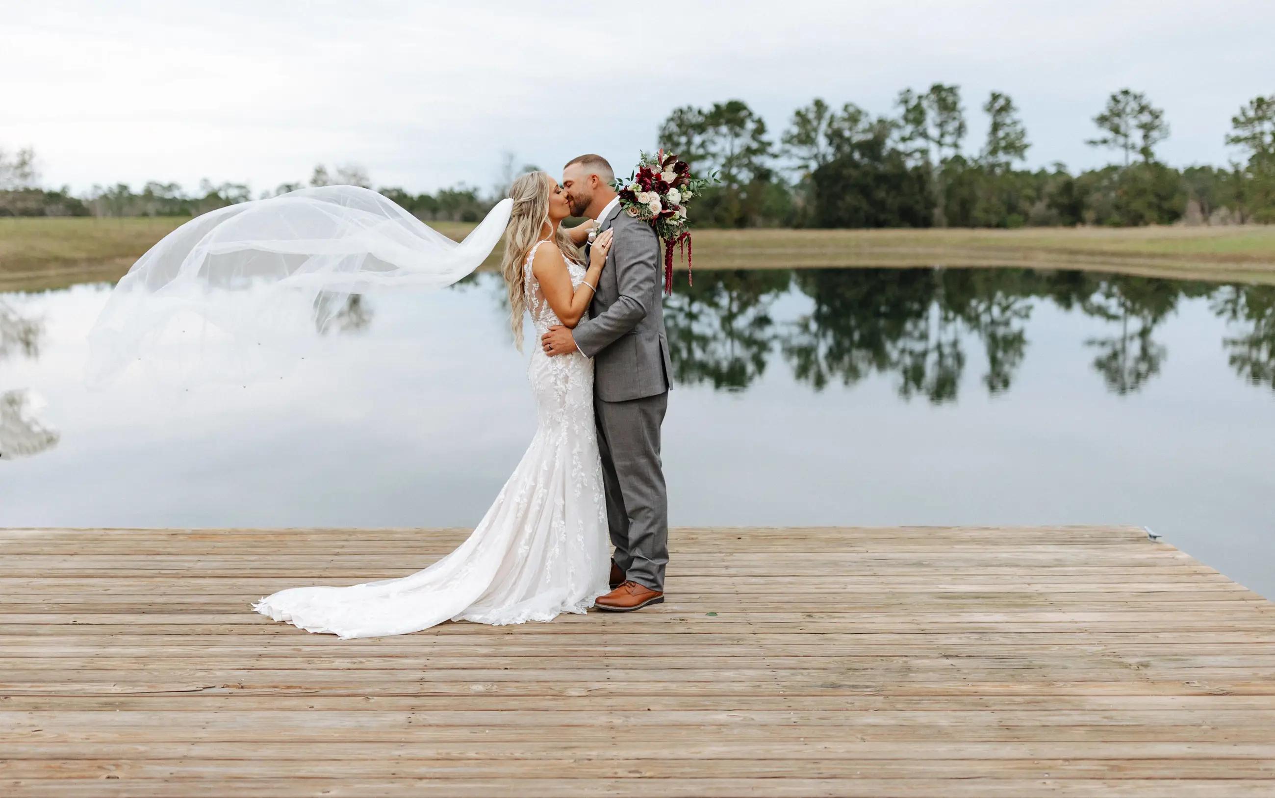 Kelly & Justin Whaley. Mobile Image